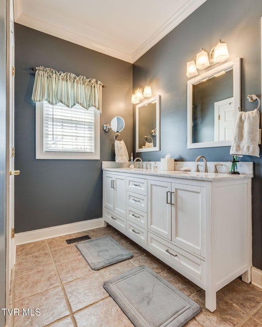 Photo #21: 408 Arrowhead Drive