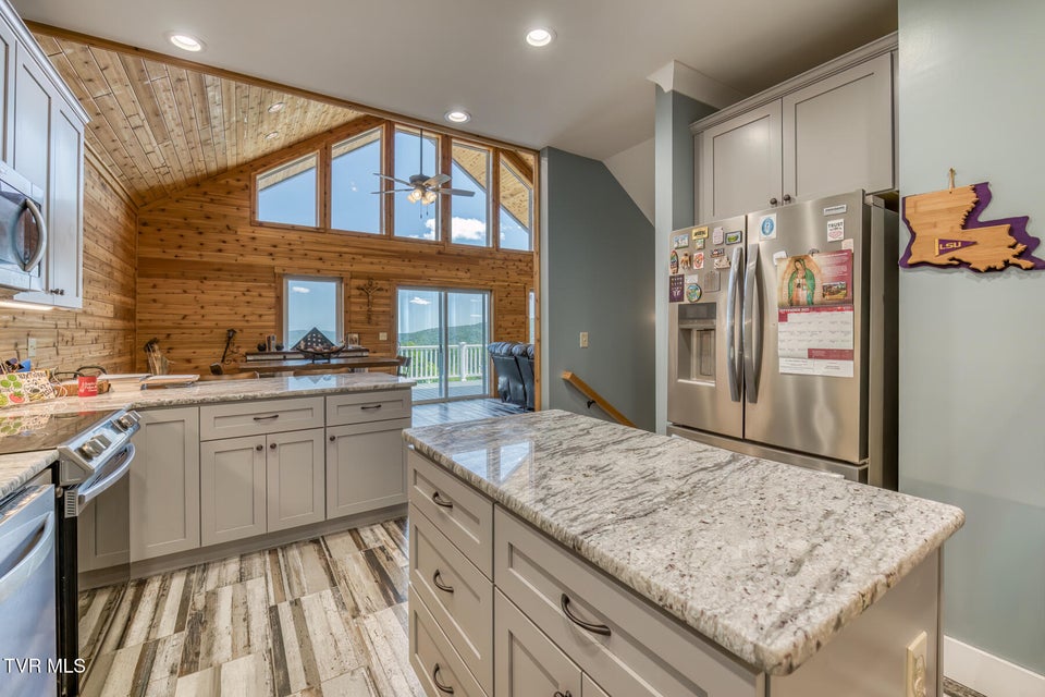 Photo #18: 384 Cross Mountain Drive