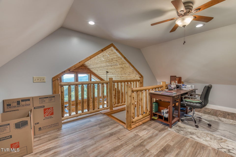 Photo #31: 384 Cross Mountain Drive