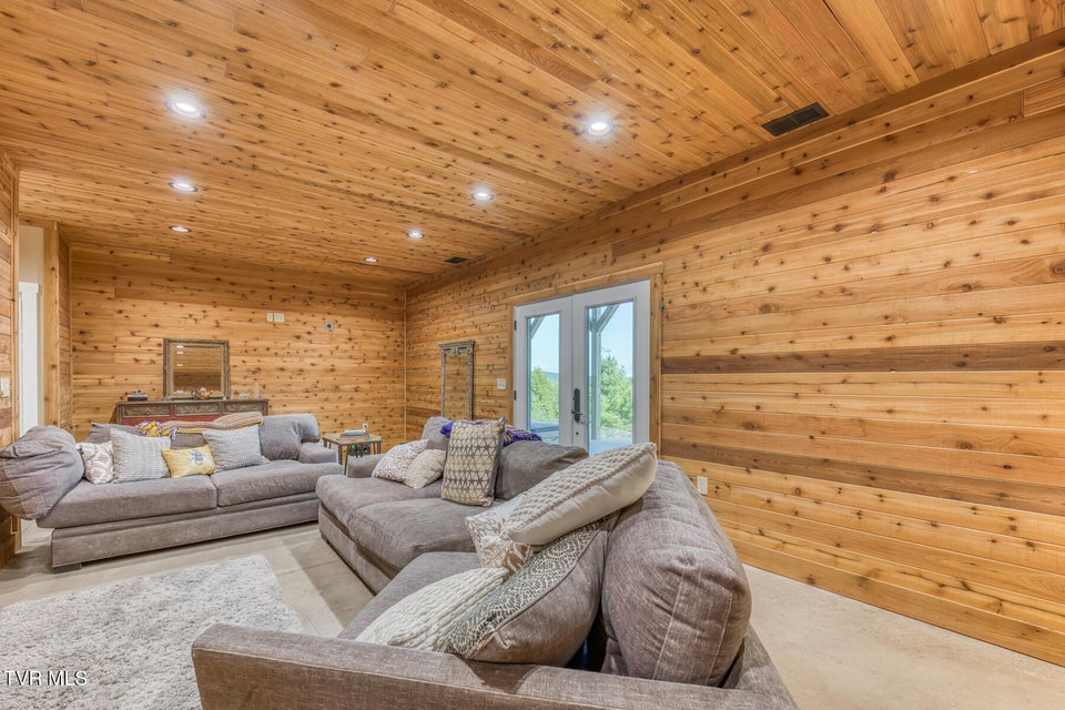 Photo #37: 384 Cross Mountain Drive