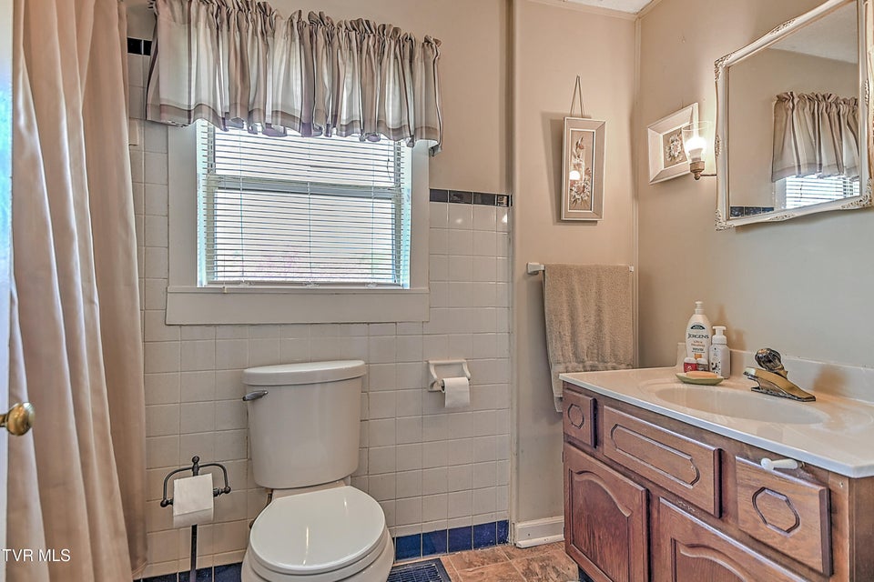 Photo #11: 111 Cotton Drive