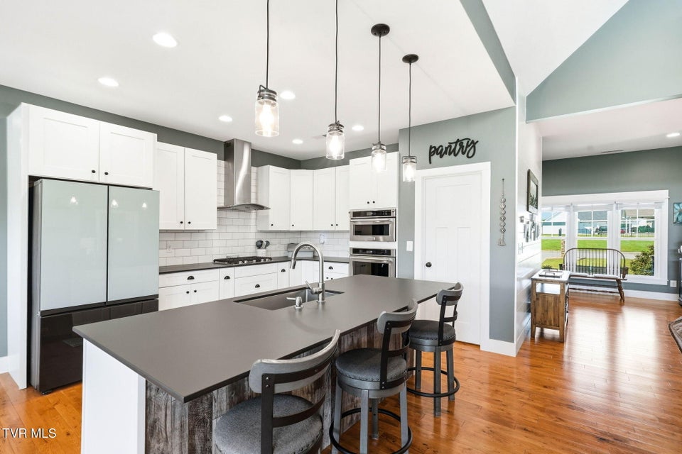 Photo #8: 605 Church Lane