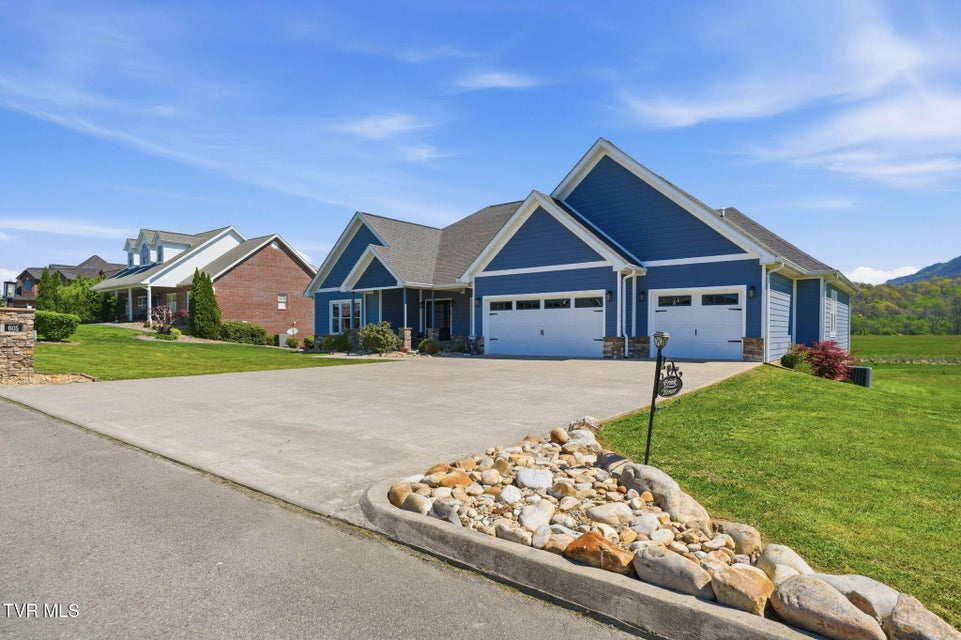 Photo #17: 605 Church Lane