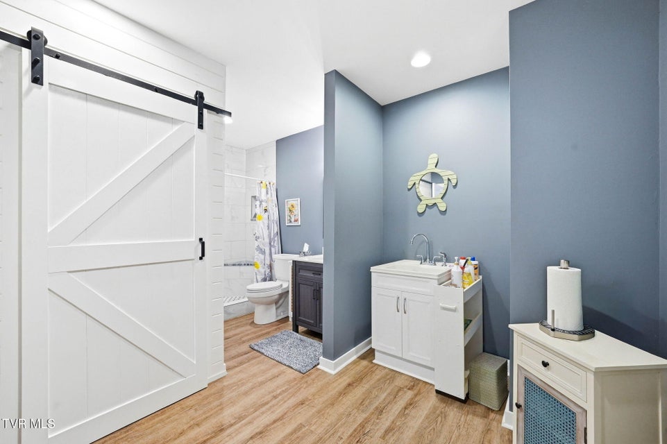 Photo #37: 605 Church Lane