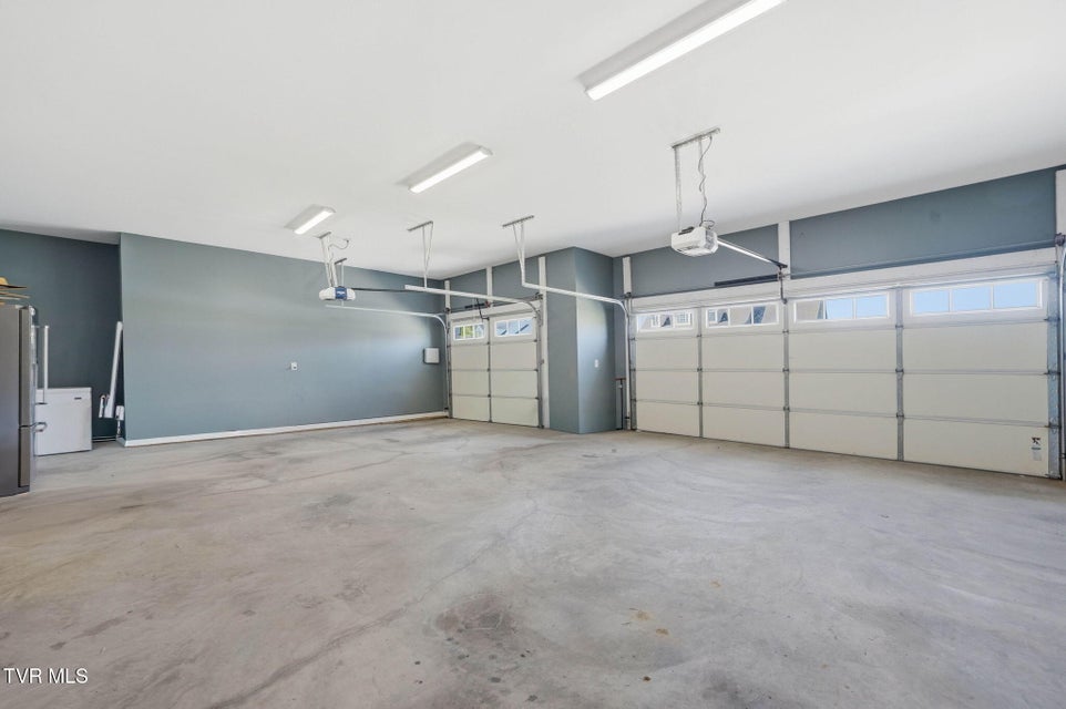 Photo #60: 605 Church Lane