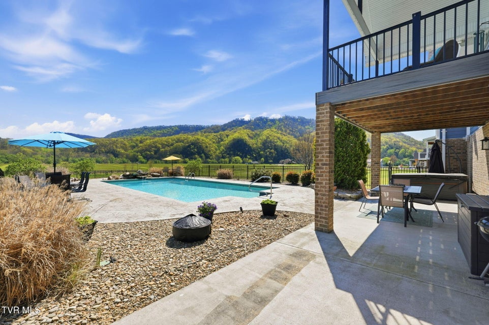 Photo #66: 605 Church Lane