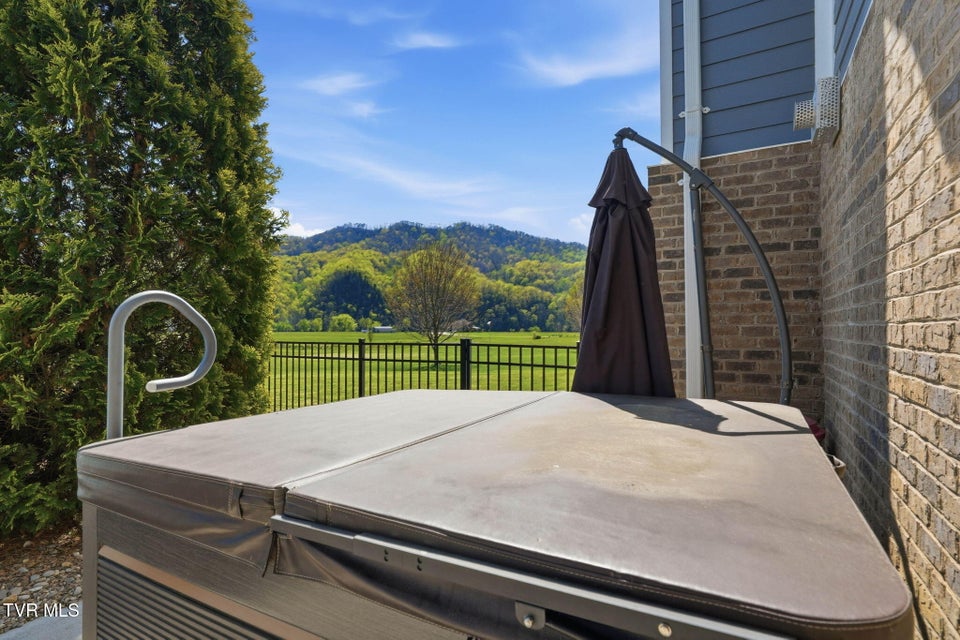 Photo #63: 605 Church Lane