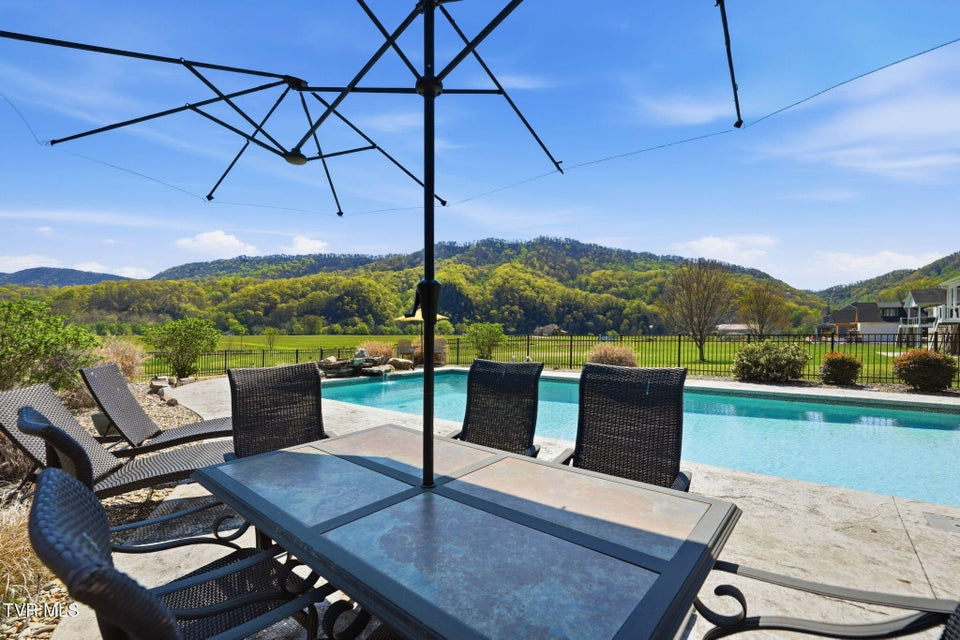 Photo #69: 605 Church Lane