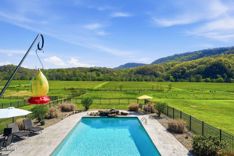 Photo #71: 605 Church Lane