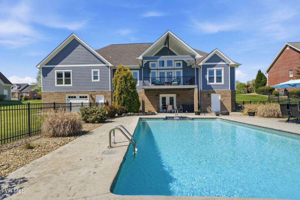 Photo #75: 605 Church Lane