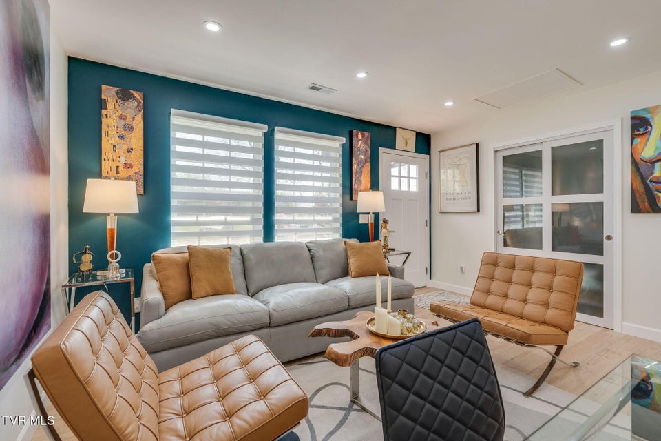 Photo #5: 1817 Ridgemont Drive