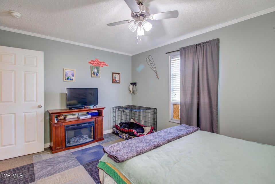 Photo #29: 617 Telford New Victory Road