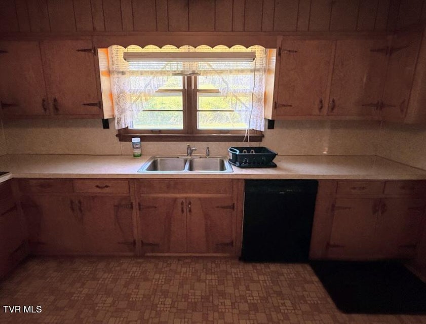 Photo #5: 450 Beech Creek Road