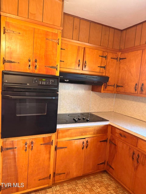 Photo #4: 450 Beech Creek Road