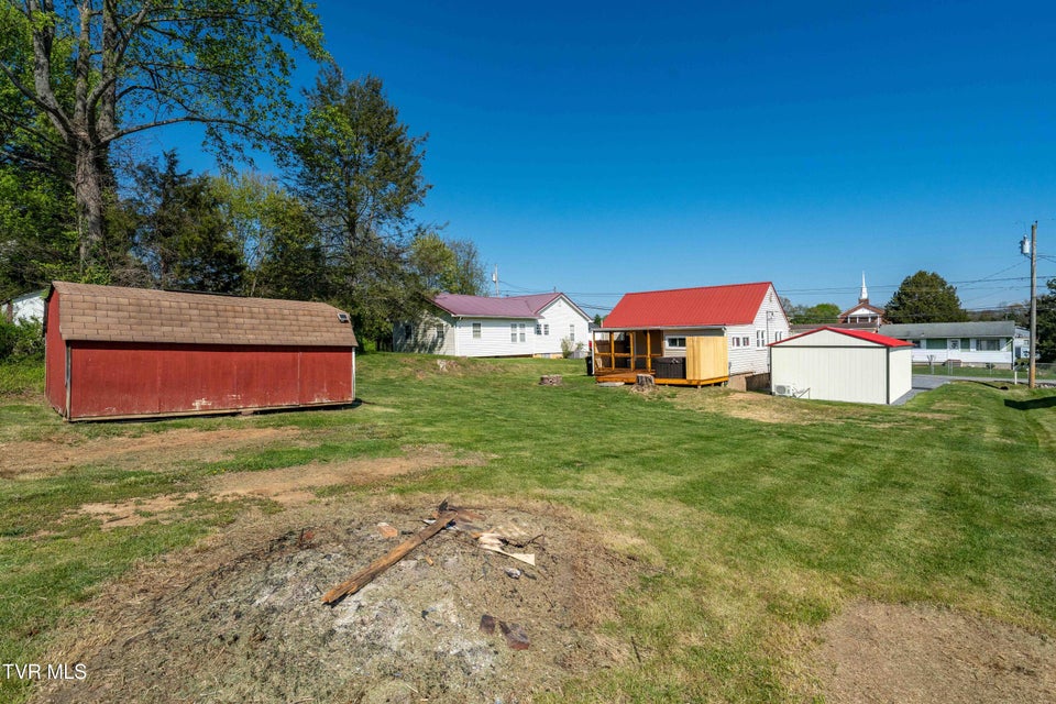 Photo #19: 137 Mary Street