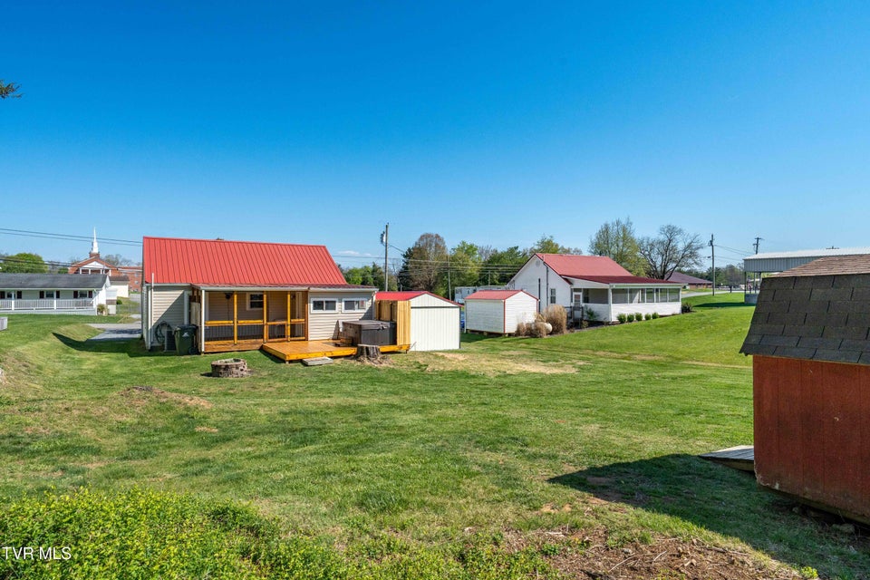 Photo #20: 137 Mary Street