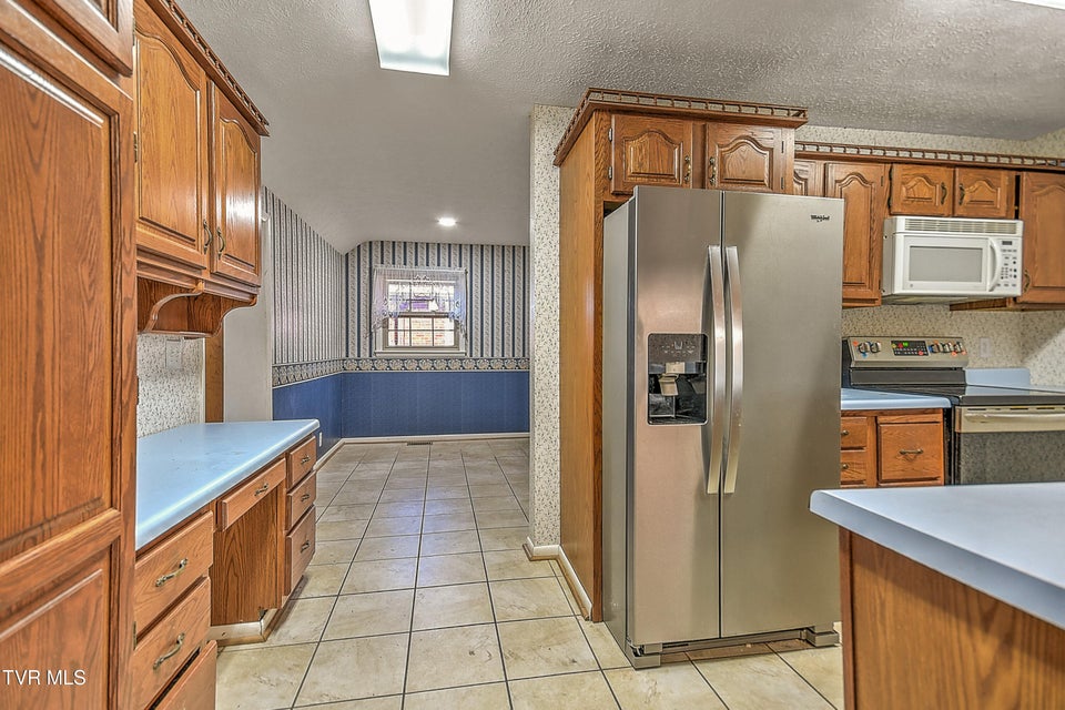 Photo #12: 2133 Swannanoa Avenue