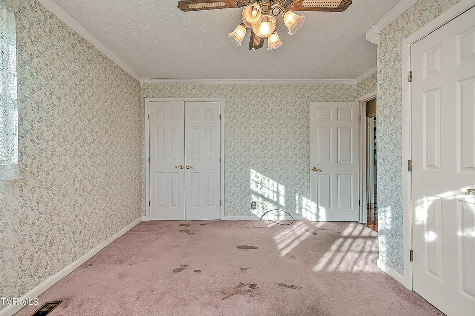 Photo #28: 2133 Swannanoa Avenue