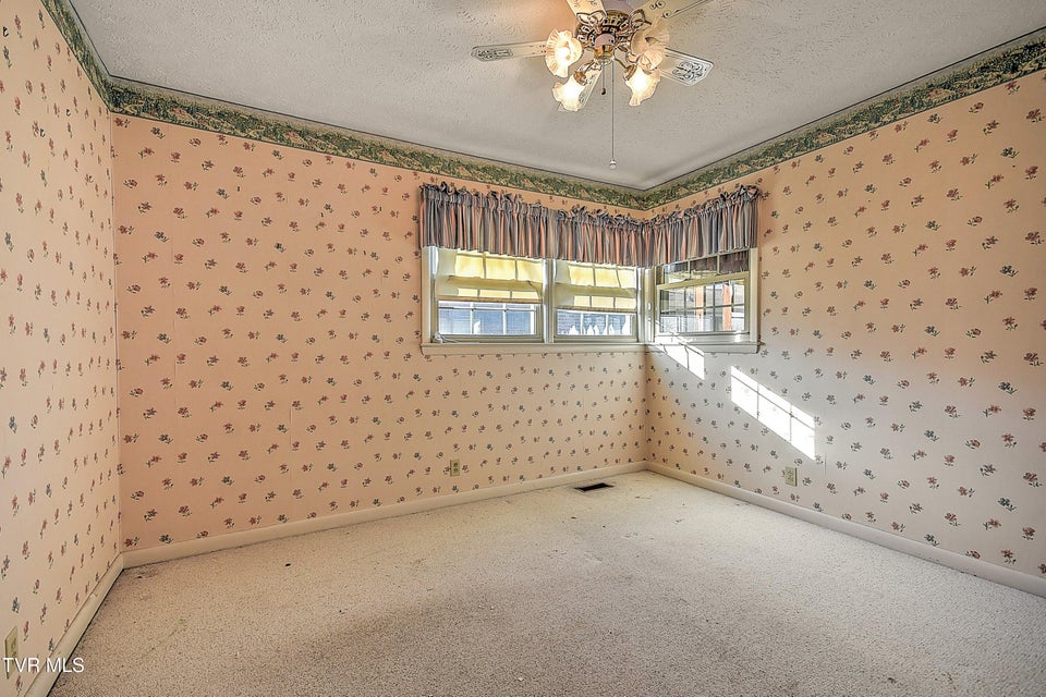 Photo #30: 2133 Swannanoa Avenue