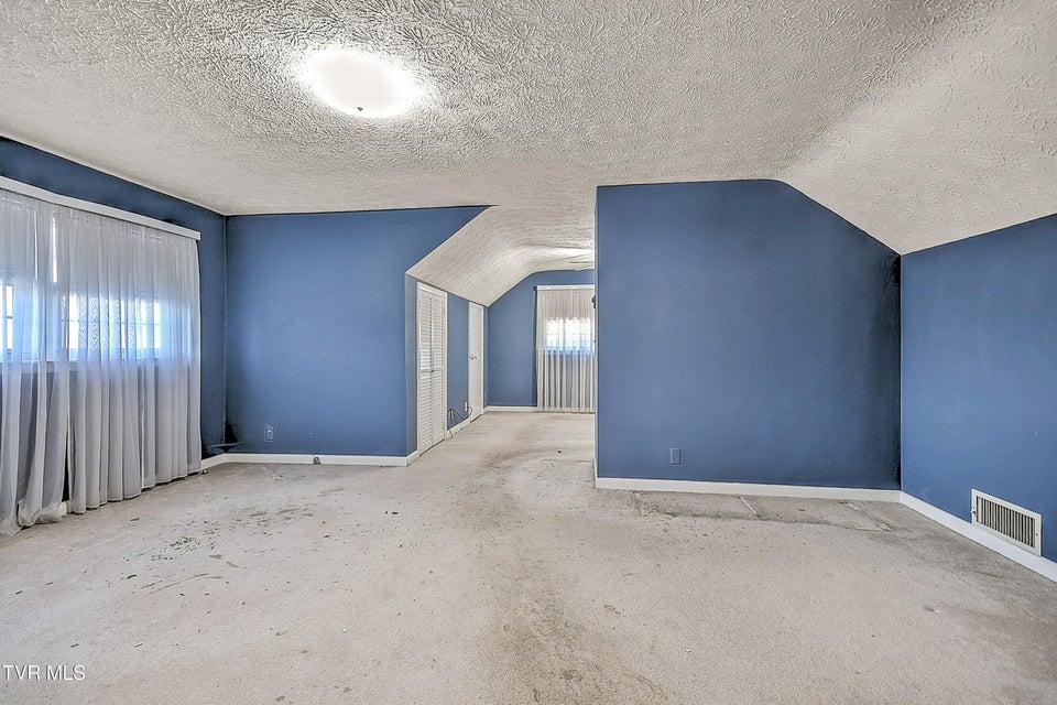 Photo #38: 2133 Swannanoa Avenue