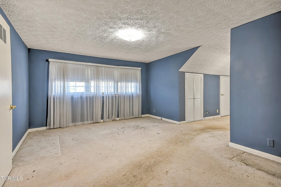 Photo #40: 2133 Swannanoa Avenue