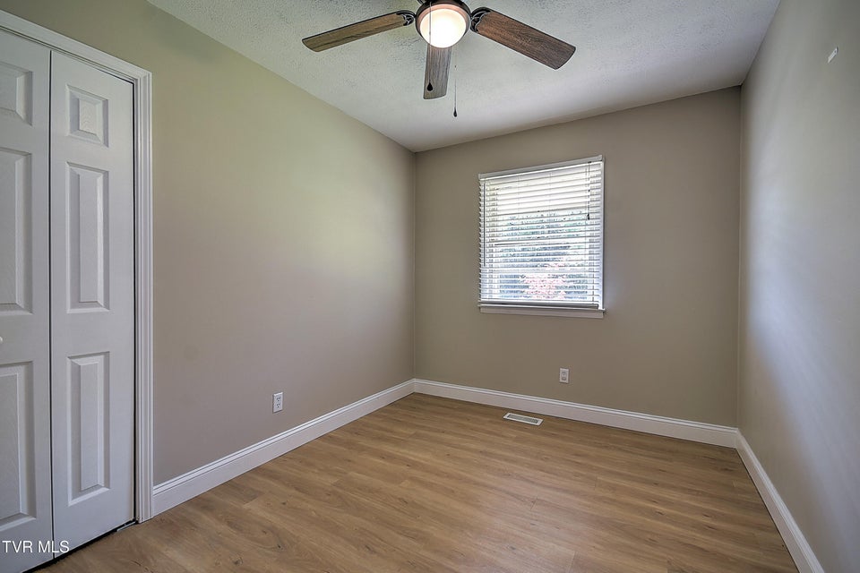 Photo #24: 420 Ridgefields Road