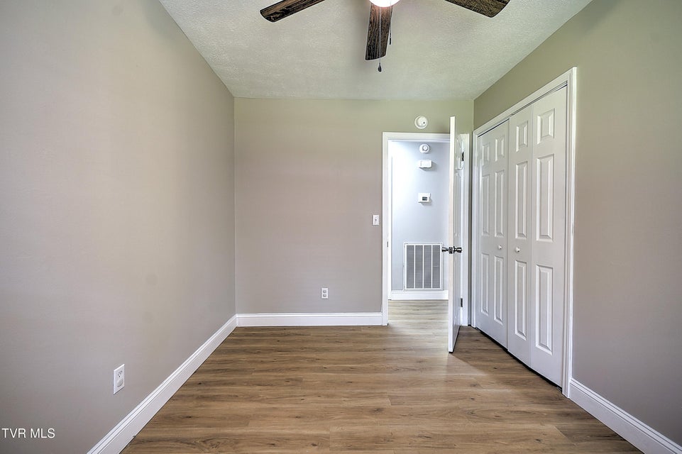 Photo #25: 420 Ridgefields Road