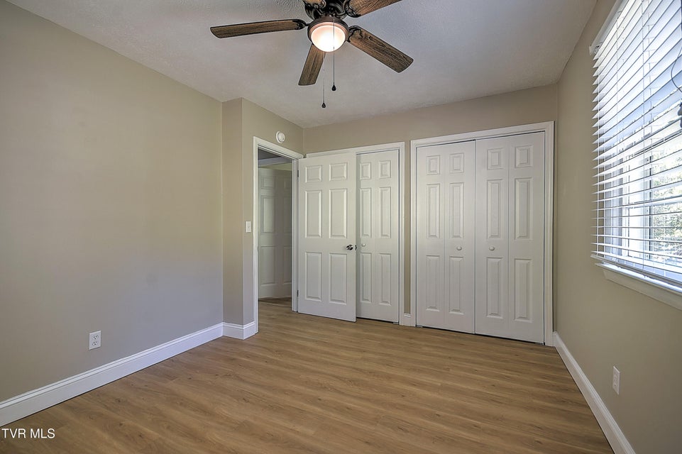 Photo #32: 420 Ridgefields Road