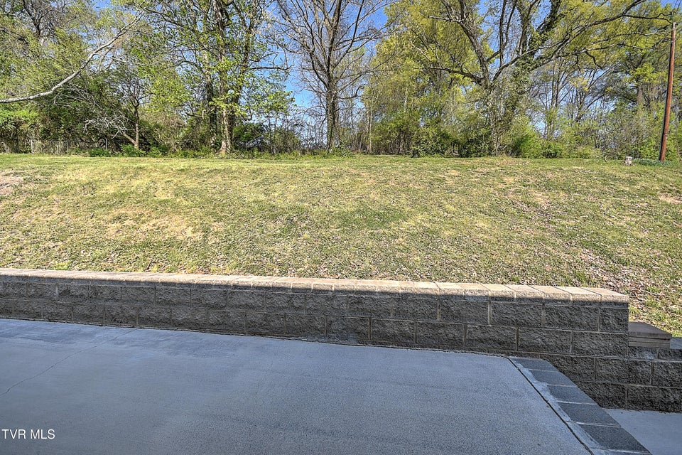 Photo #39: 420 Ridgefields Road