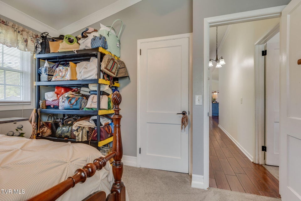 Photo #25: 1610 Lasalle Street