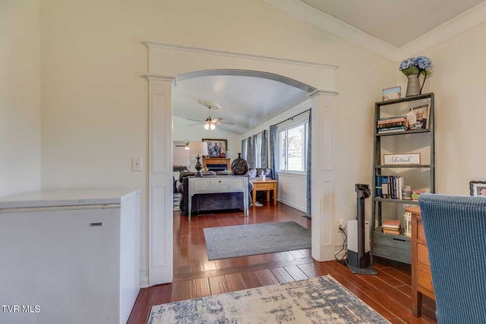 Photo #28: 1610 Lasalle Street