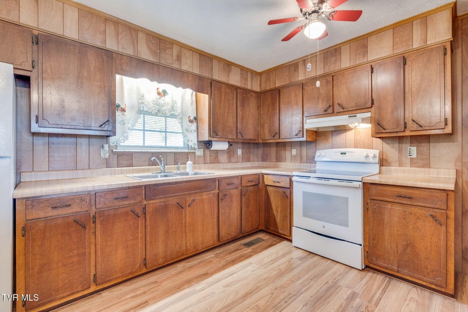 Photo #10: 4410 Asheville Highway