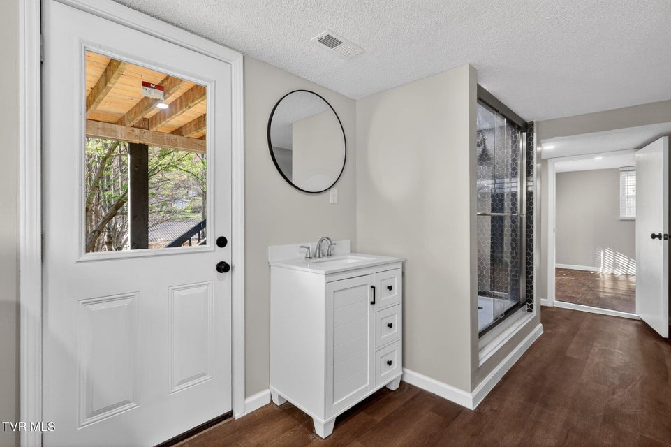 Photo #27: 1116 Berry Road