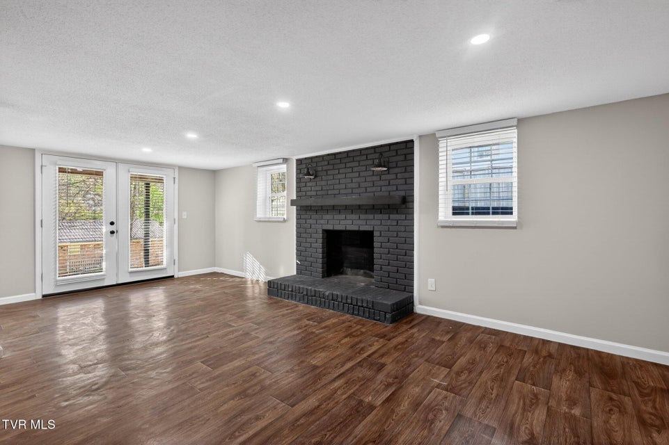 Photo #23: 1116 Berry Road