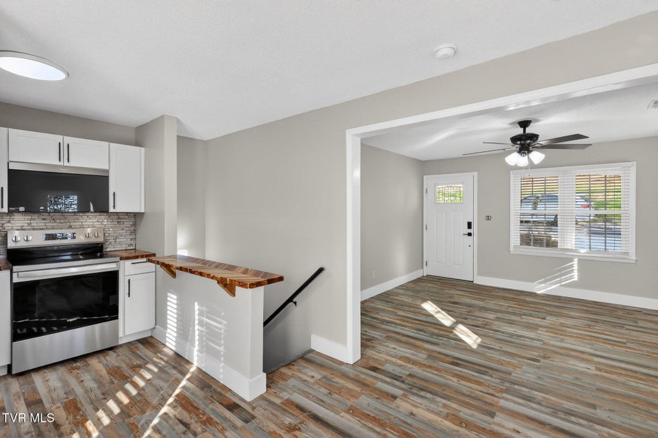 Photo #10: 1116 Berry Road