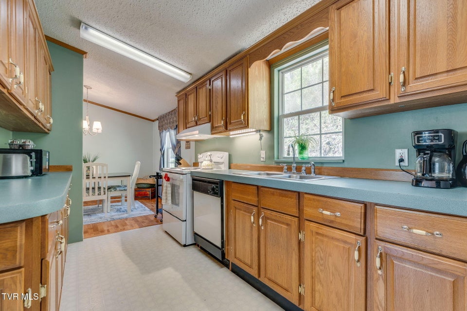 Photo #10: 248 Jenkins Hollow Road