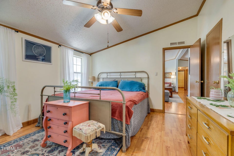 Photo #13: 248 Jenkins Hollow Road