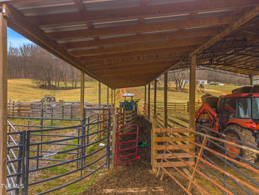 Photo #41: 612 Grassy Valley Road