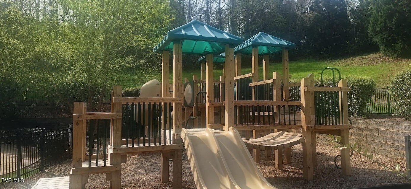 Photo #72: 295 Sanctuary Court