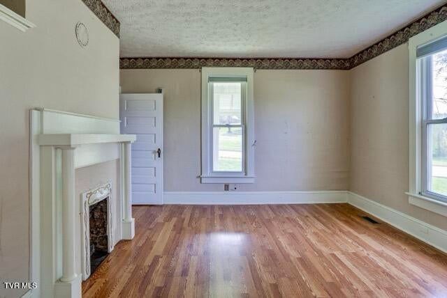 Photo #5: 1427 Highway 93 