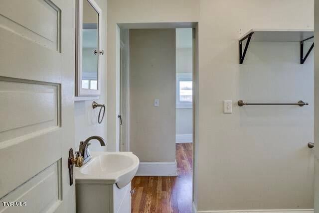 Photo #10: 1427 Highway 93 