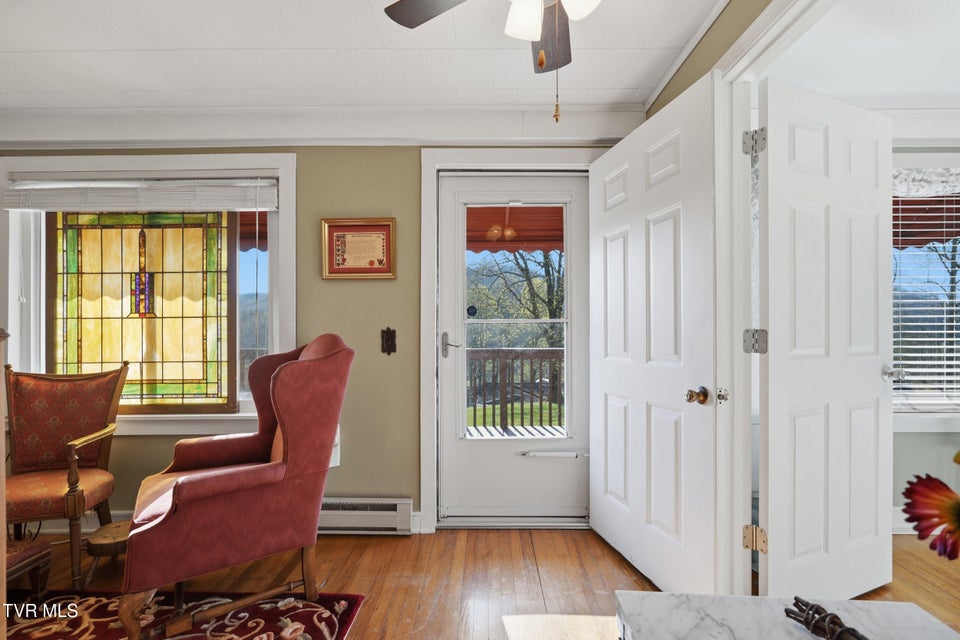 Photo #6: 5422 Penwood Drive