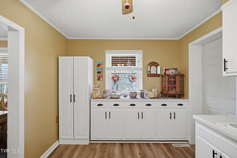 Photo #14: 5422 Penwood Drive