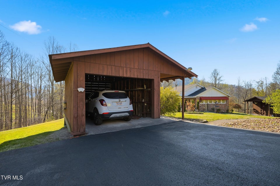 Photo #31: 5422 Penwood Drive