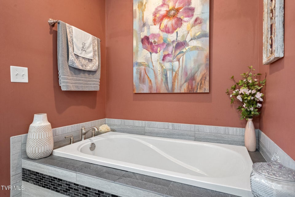 Photo #20: 4085 Old Stage Road