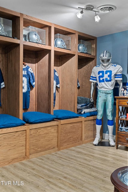 Photo #36: 4085 Old Stage Road