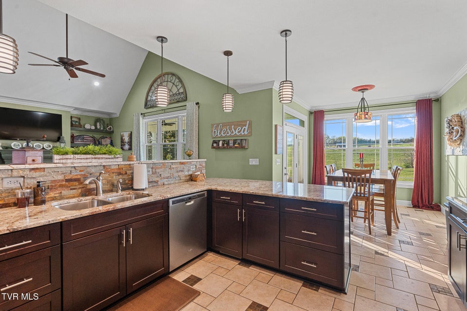 Photo #14: 4085 Old Stage Road