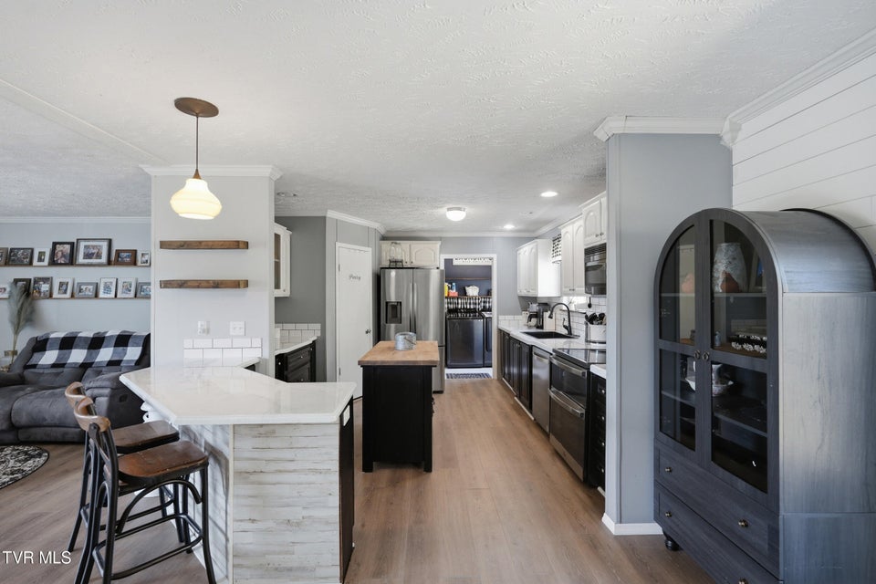 Photo #10: 38 Spring Ridge Court