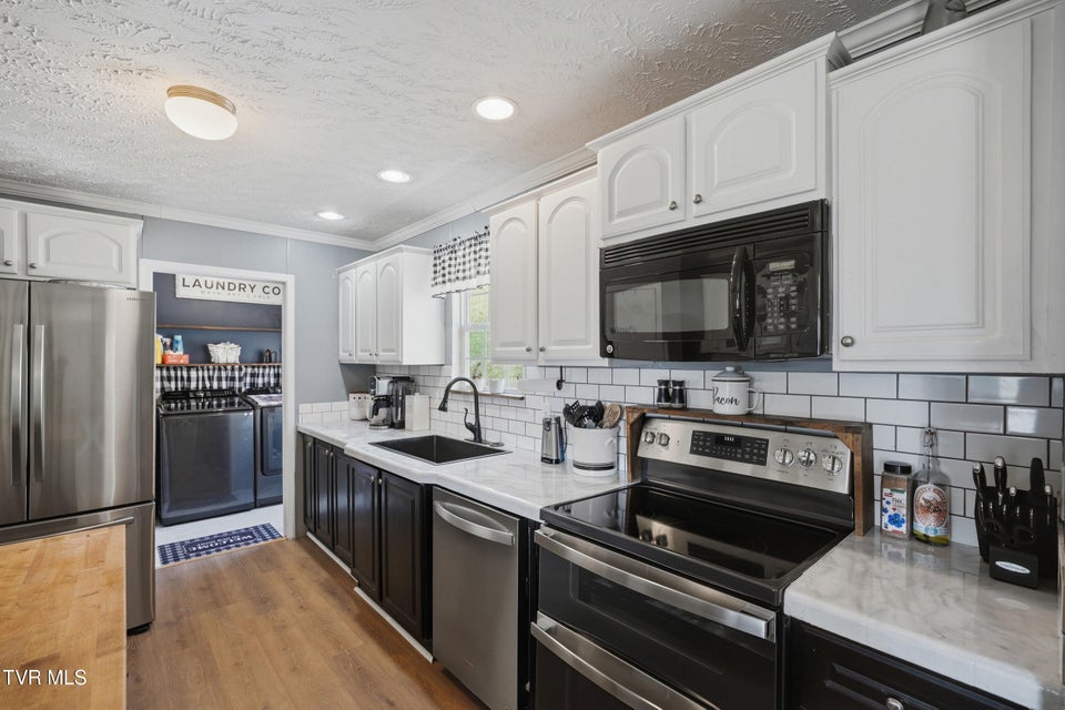 Photo #12: 38 Spring Ridge Court