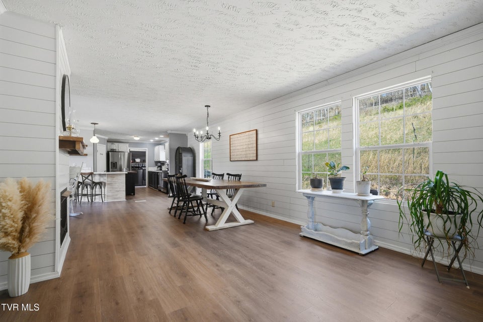 Photo #15: 38 Spring Ridge Court